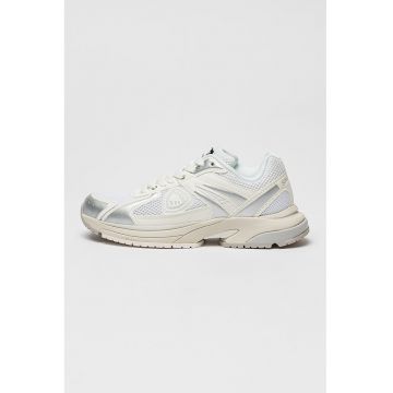 Pantofi sport cu garnituri de plasa