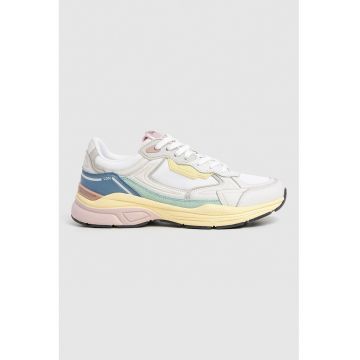 Pantofi sport din piele ecologica cu garnituri din piele intoarsa si material textil