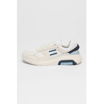 Pantofi sport de piele intoarsa cu detalii contrastante