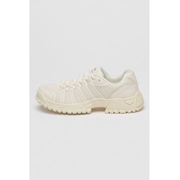 Pantofi sport din plasa cu garnituri din piele ecologica