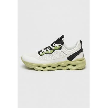 Pantofi sport de plasa cu sireturi