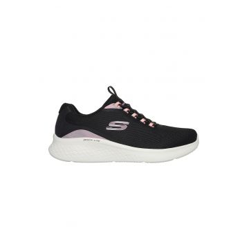 Pantofi sport de plasa cu strat exterior peliculizat Skech-Lite