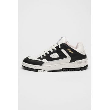 Pantofi sport de piele cu talpa plata si logo