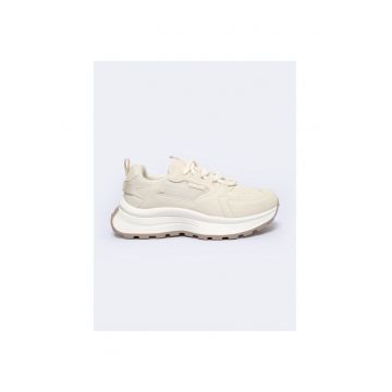 Tenisi dama cu insertii din plasa