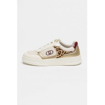 Pantofi sport cu ganituri de piele cu par scurt