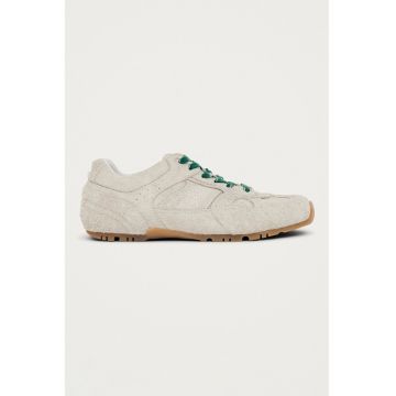 Pantofi sport din piele intoarsa cu sireturi contrastante