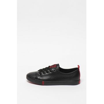 Tenisi de piele ecologica - cu accente contrastante