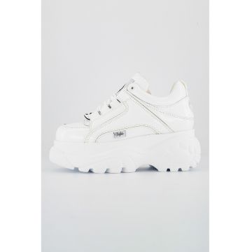 Pantofi sport de piele lacuita cu aspect masiv - Alb