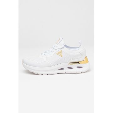 Pantofi sport cu talpa masiva