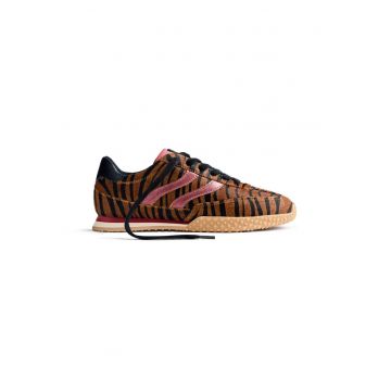 Pantofi sport din piele cu par scurt si piele cu animal print