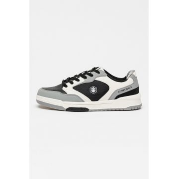 Pantofi sport cu insertii de plasa