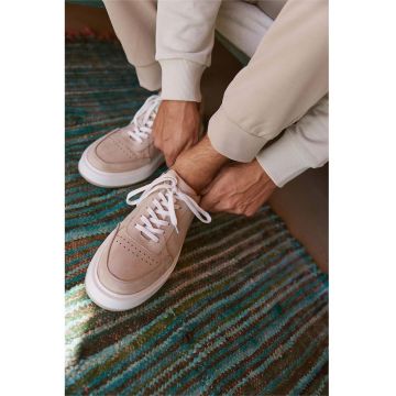 Pantofi sport low-cut din piele nabuc