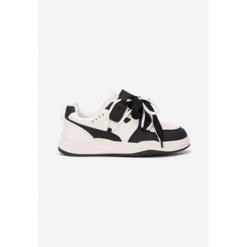 Sneakers fete Alesandra albi