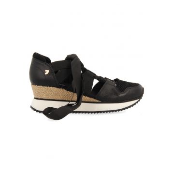 Pantofi sport cu garnituri de piele ecologica si decupaje Muir - Negru