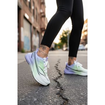 Adidasi dama sport  mov  K76