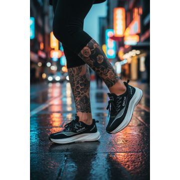 Adidasi dama sport  negri  K76