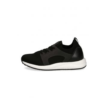 Pantofi sport slip-on de plasa tricotata cu garnitura de piele pe partea din spate