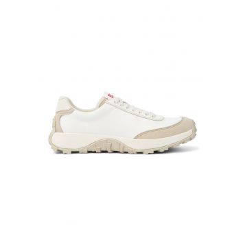 Pantofi sport din plasa cu garnituri din piele intoarsa
