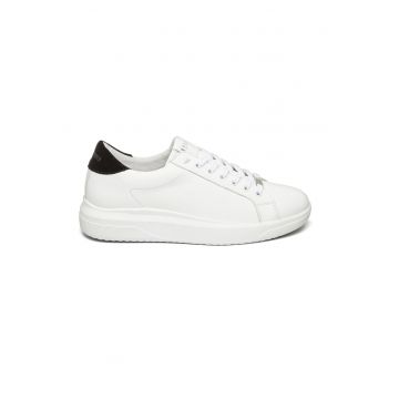 Pantofi sport low-cut din piele