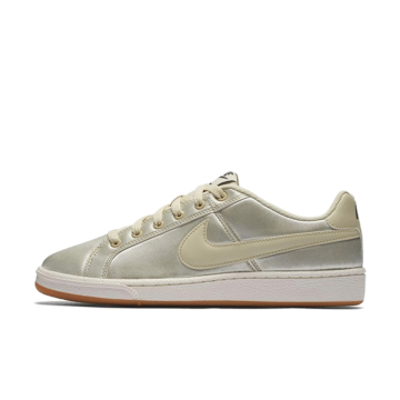 WMNS NIKE COURT ROYALE SE