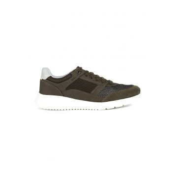 Pantofi sport cu detalii de piele intoarsa Pantofi sport cu detalii de piele intoarsa