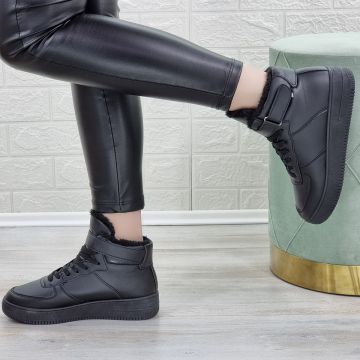 Sneakersi Dama Negri Cu Siret Miliana