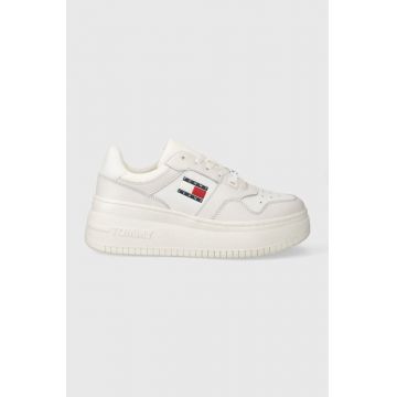 Tommy Jeans sneakers TJW RETRO BASKET FLATFORM culoarea alb, EN0EN02536