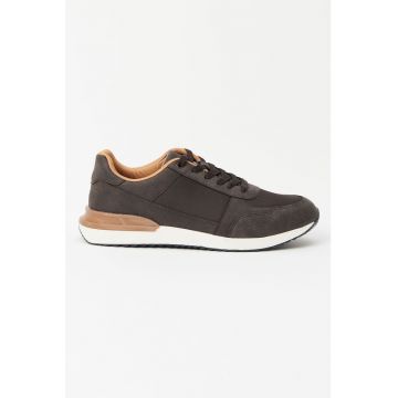 Pantofi sport de piele ecologica cu garnituri de plasa