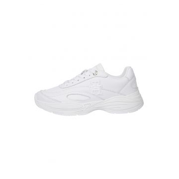 Pantofi sport de piele cu logo in relief